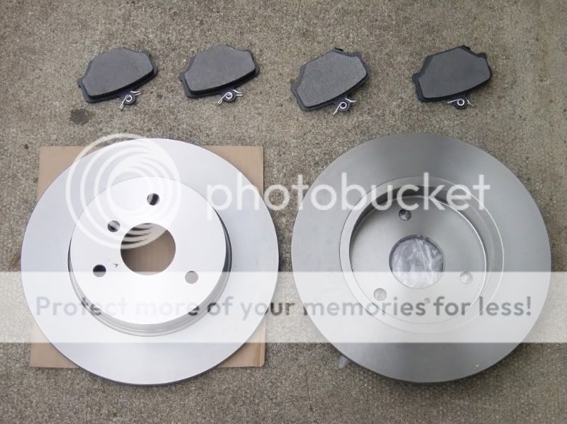 ... cheap pads seem to make much less dust than the original bosch pads