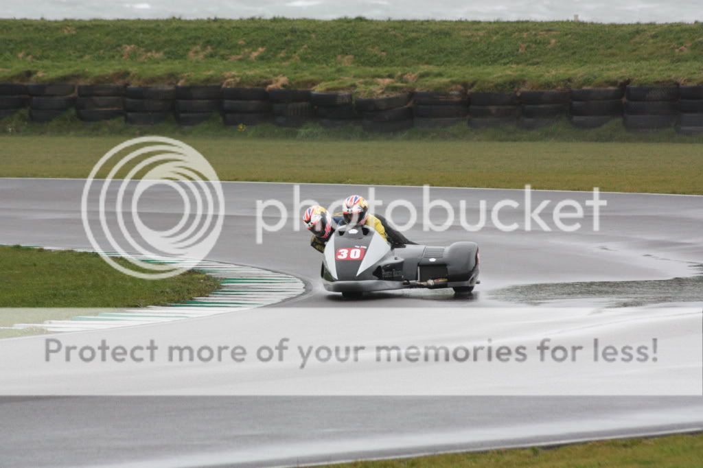 IMAGE: http://i385.photobucket.com/albums/oo295/broomsrck/Angleseywetday027.jpg