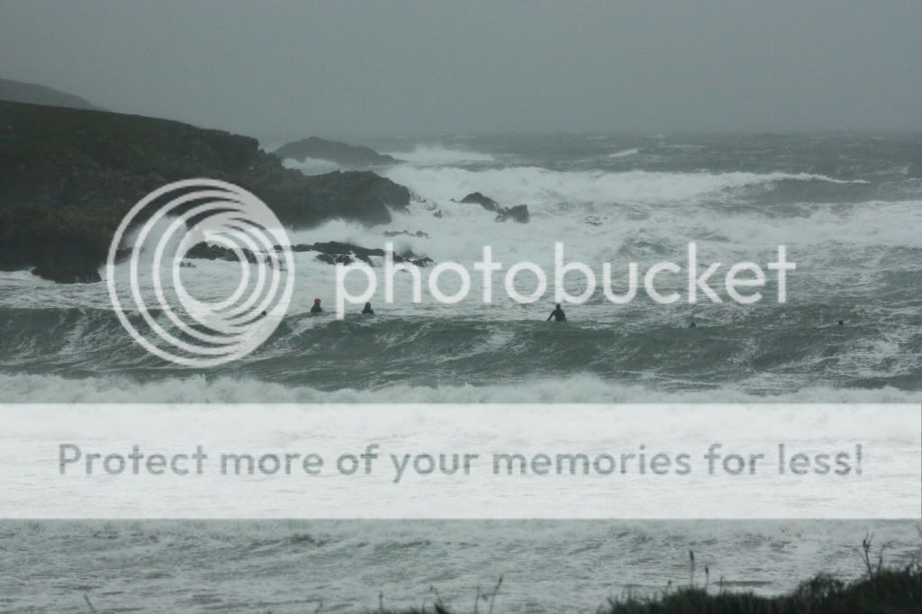 IMAGE: http://i385.photobucket.com/albums/oo295/broomsrck/Angleseywetday043.jpg