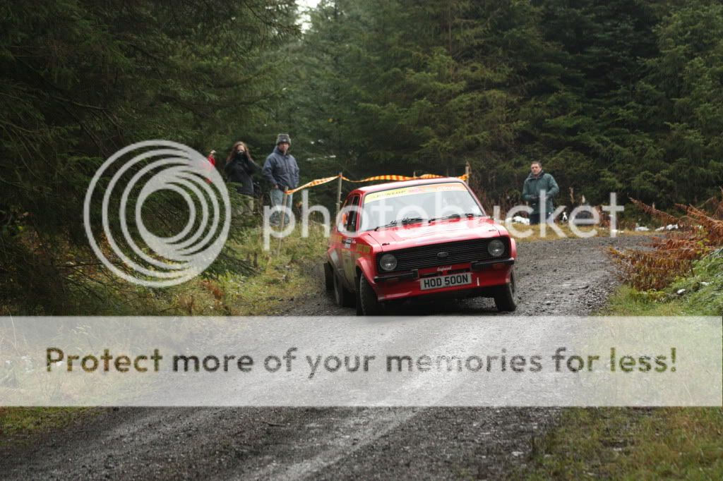 IMAGE: http://i385.photobucket.com/albums/oo295/broomsrck/CambrianRally2008074.jpg