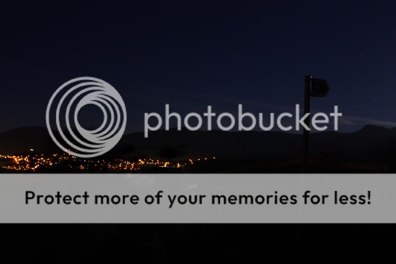 IMAGE: http://i385.photobucket.com/albums/oo295/broomsrck/Nightshots019m.jpg