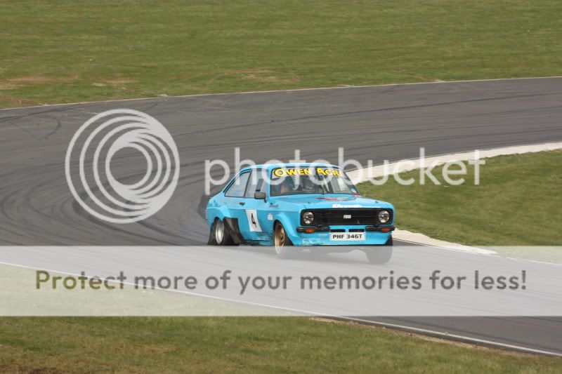 IMAGE: http://i385.photobucket.com/albums/oo295/broomsrck/SlatersStages1264.jpg